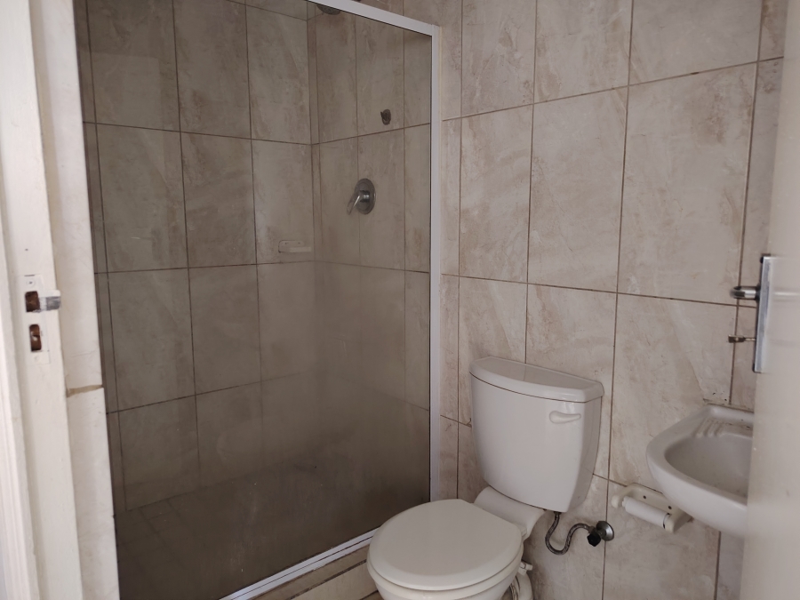 To Let 2 Bedroom Property for Rent in Anchorage Park Western Cape